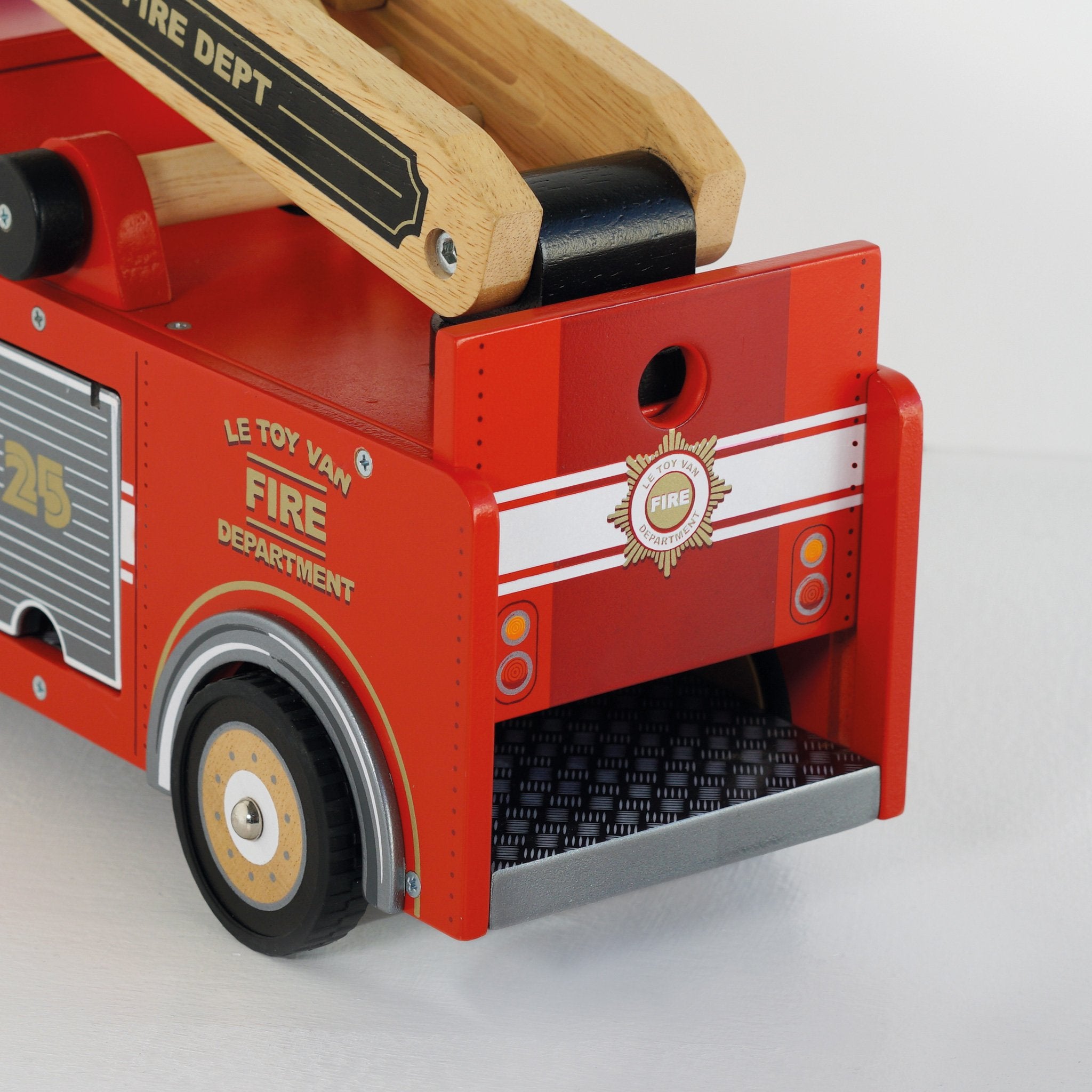 Le Toy Van Wooden Fire Engine Set