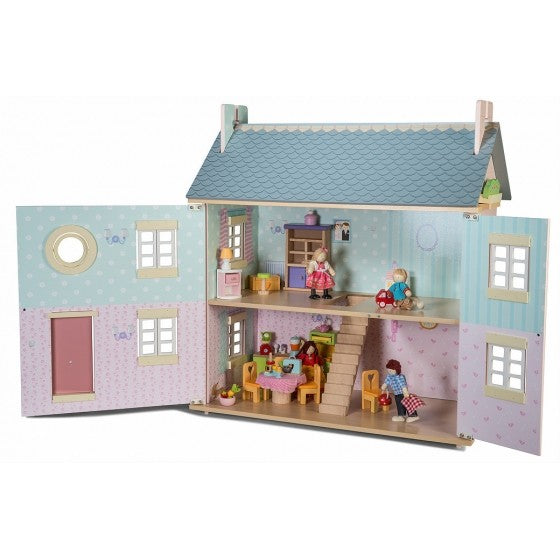 Le Toy Van Bay Tree House + Furniture & Dolls Bundle