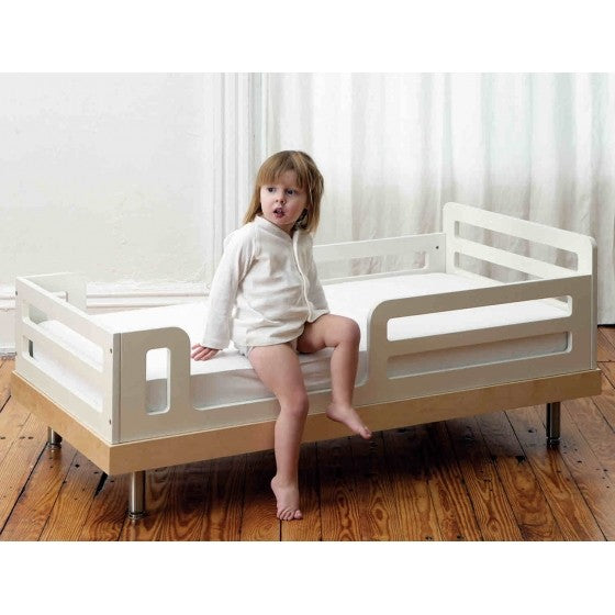 Oeuf NYC Classic Toddler Bed Birch
